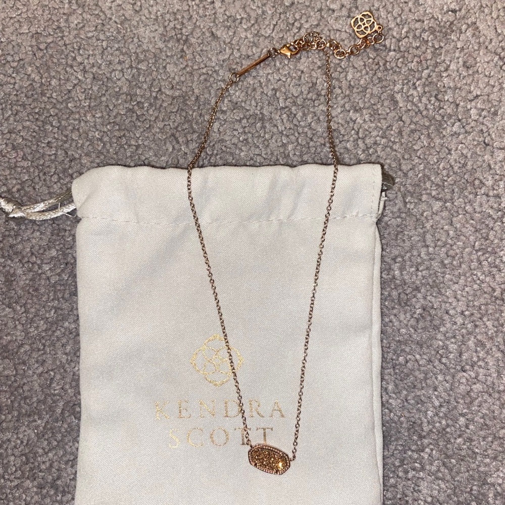 Kendra Scott Necklace